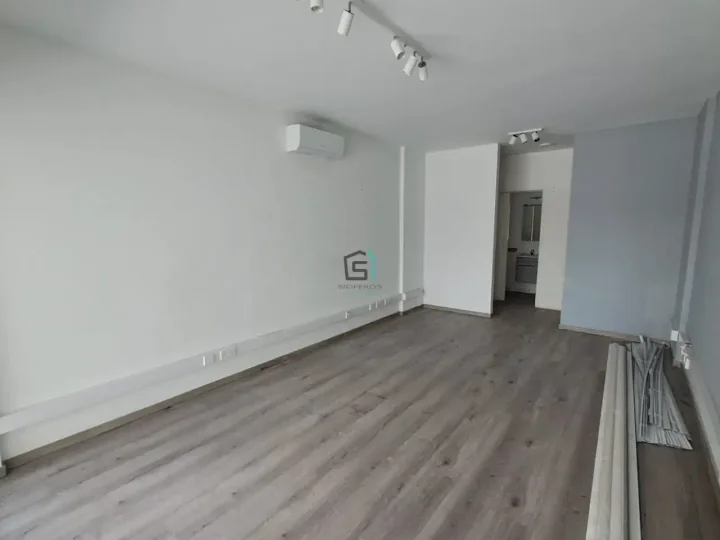 Trading area 35 m² for rent in Limassol, Limassol - Neapolis