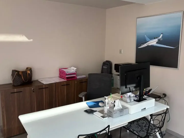 Office 125 m² for rent in Limassol, Limassol - Katholiki