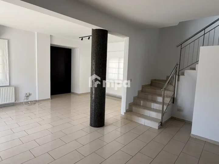 Detached house for rent 220 m² in Nicosia, Strovolos - Stavros