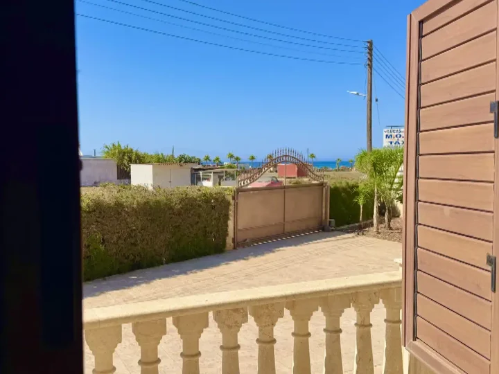 3-bedroom detached house for rent 140 m² in Famagusta, Agia Thekla