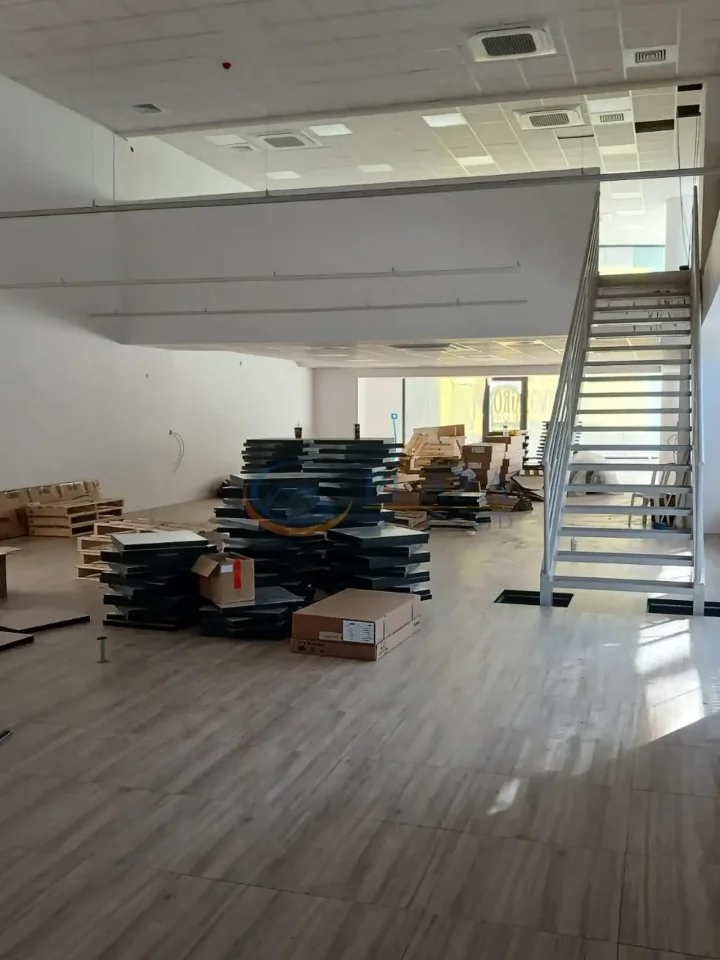 Office 680 m² for rent in Limassol, Limassol - Agia Zoni