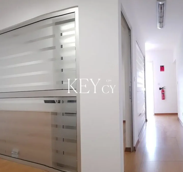 Офис 115 м² в аренду в Limassol, Limassol - Agia Zoni