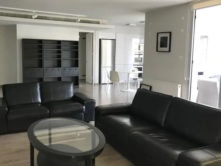 3-bedroom apartments for rent 190 m² in Nicosia, Egkomi