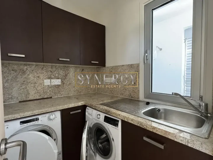 3-bedroom apartments for rent 210 m² in Nicosia, Aglantzia
