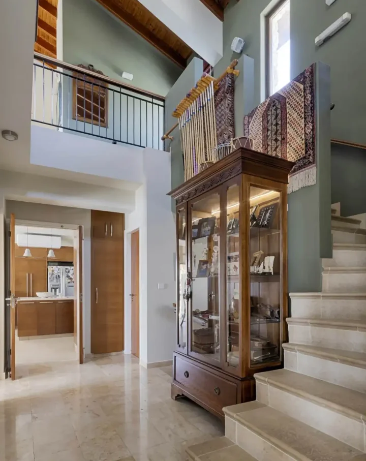 5-bedroom villa for rent 508 m² in Limassol, Parekklisia