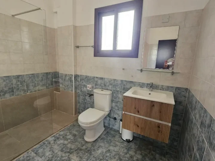 Villa for rent 250 m² in Paphos, Pegeia