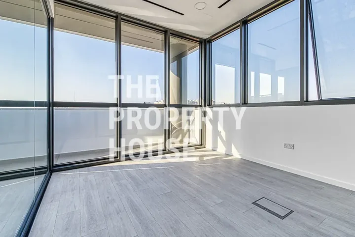 Office 102 m² for rent in Limassol, Limassol - Mesa Geitonia