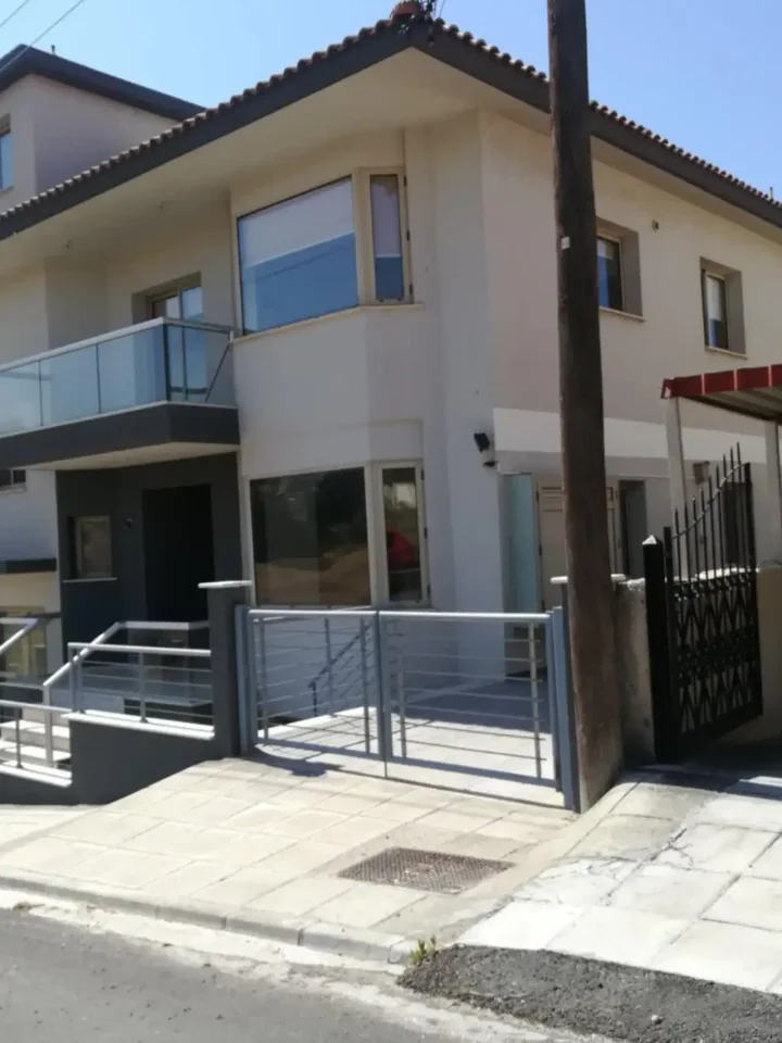 2-bedroom apartments for rent 84 m² in Limassol, Germasogeia