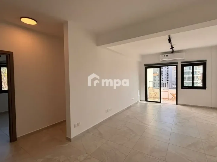 3-bedroom apartments for rent 92 m² in Nicosia, Nicosia - Lykabittos