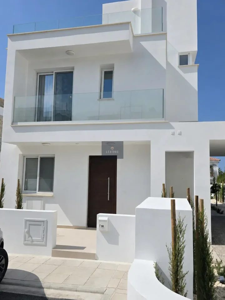 Villa for rent 110 m² in Paphos, Pegeia