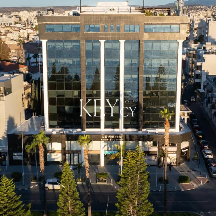 Офис 276 м² в аренду в Limassol, Limassol - Agia Triada