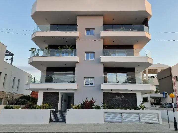 Apartments for rent 110 m² in Limassol, Limassol - Mesa Geitonia
