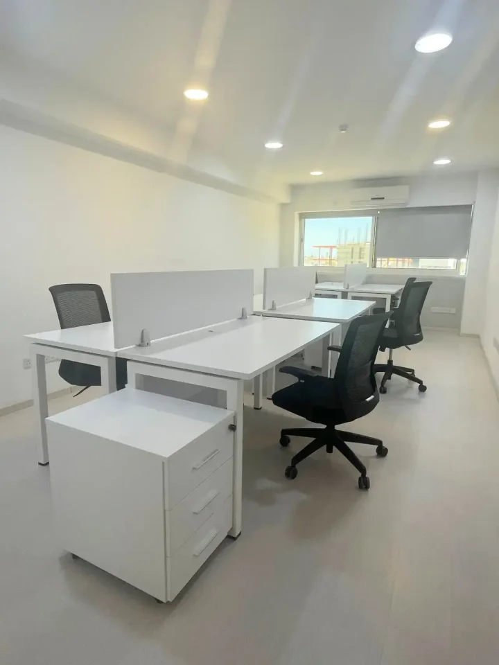 Office 500 m² for rent in Limassol, Limassol - Linopetra