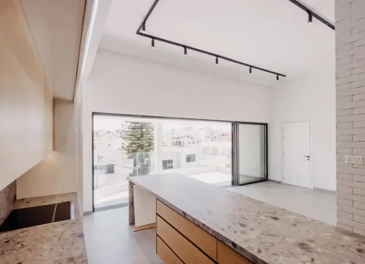 3-bedroom apartments for rent 180 m² in Nicosia, Egkomi