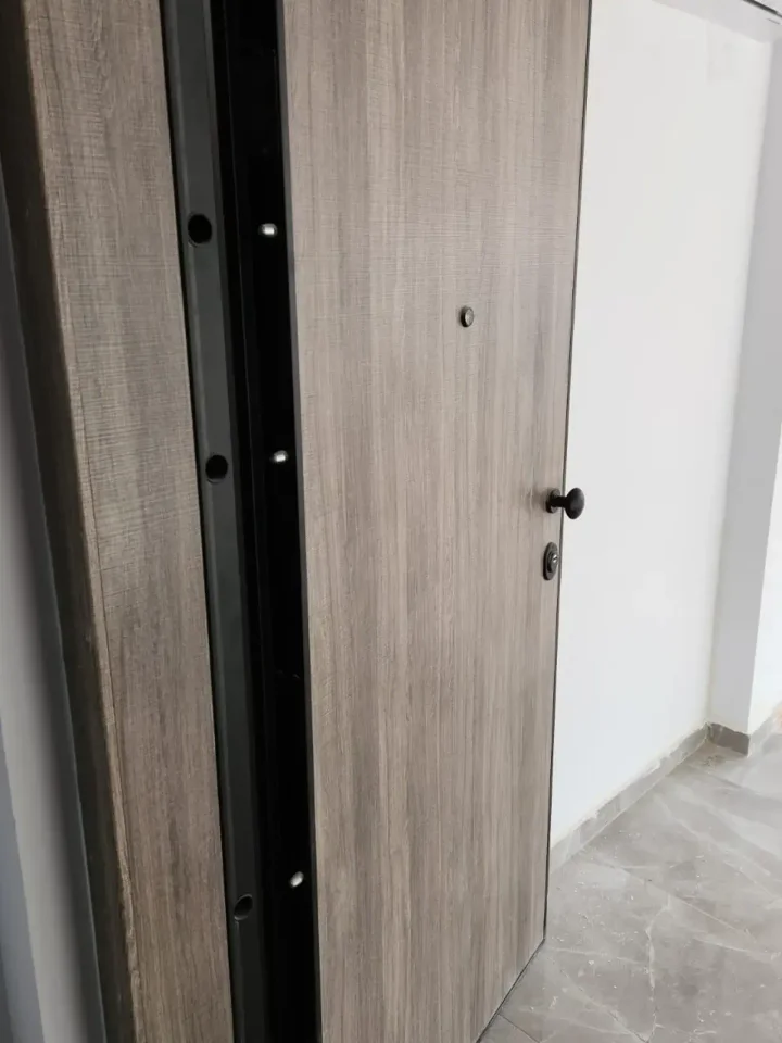 Office 430 m² for rent in Limassol, Limassol - Agia Zoni