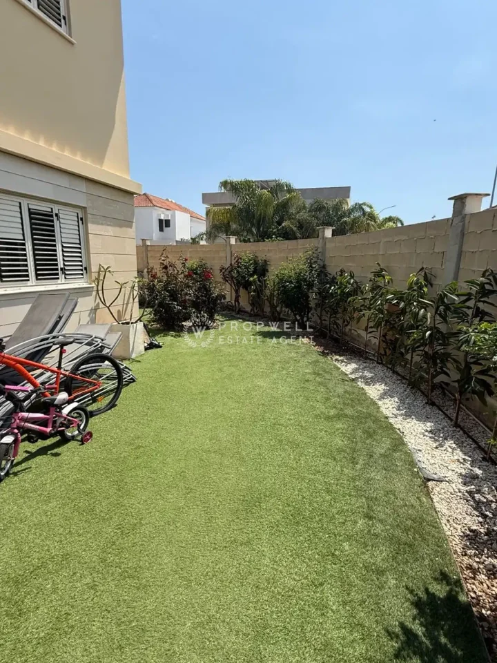 4-bedroom villa for rent 275 m² in Larnaca, Dekeleia