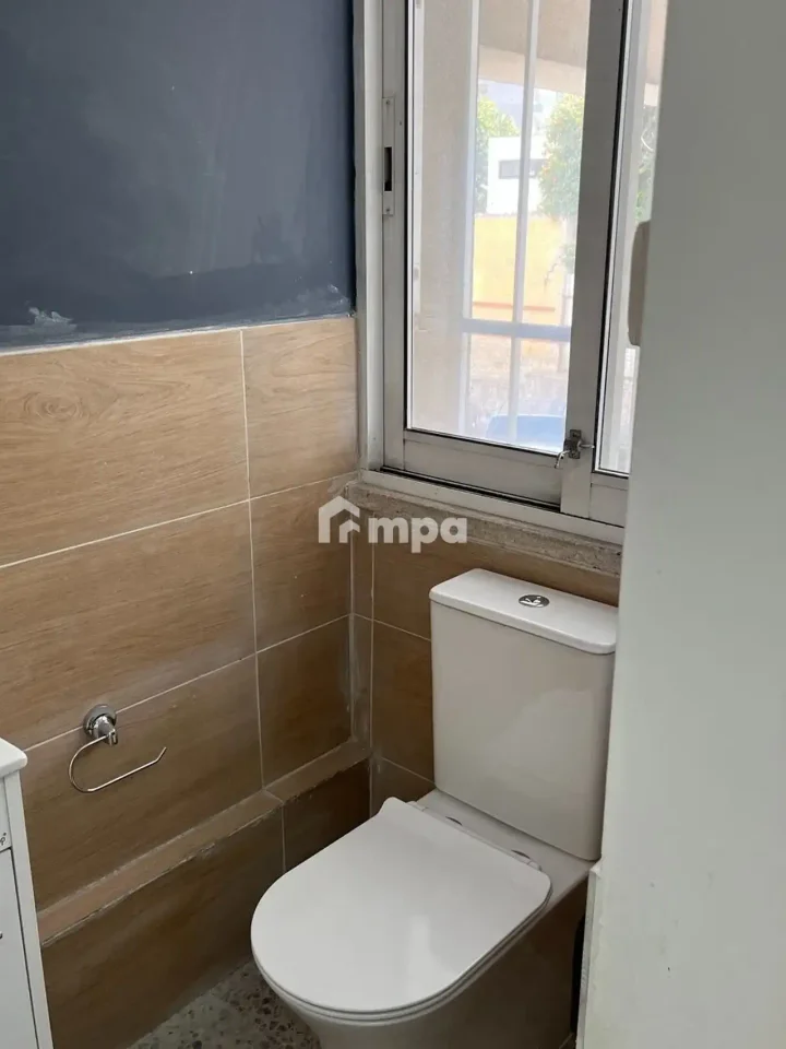 Εμπορική περιοχή 49 μ² προς ενοικίαση στην τοποθεσία Nicosia, Nicosia - Lykabittos