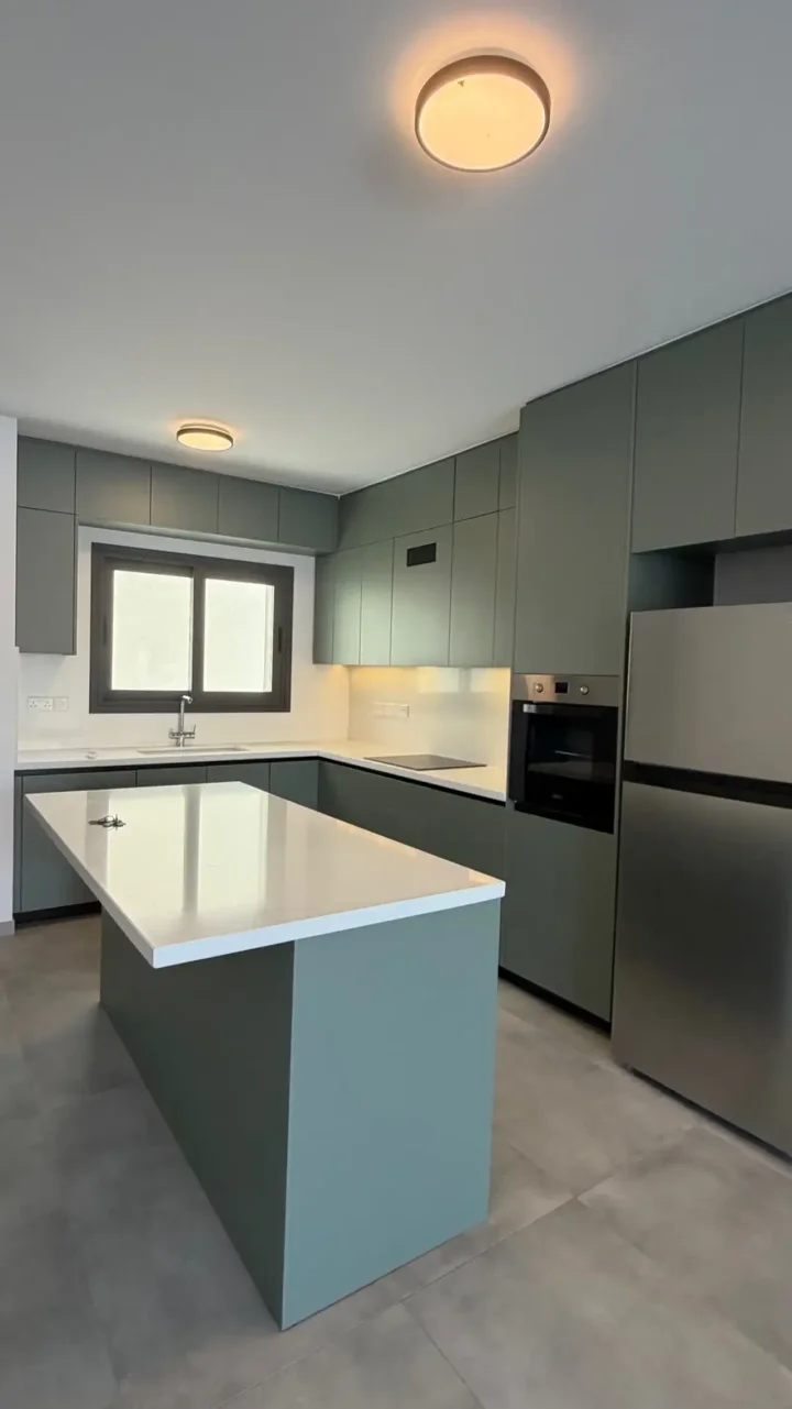 Apartments for rent 90 m² in Limassol, Kato Polemidia