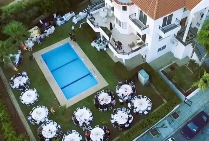 6+ спальная вилла в аренду 1000 м² в Limassol, Germasogeia