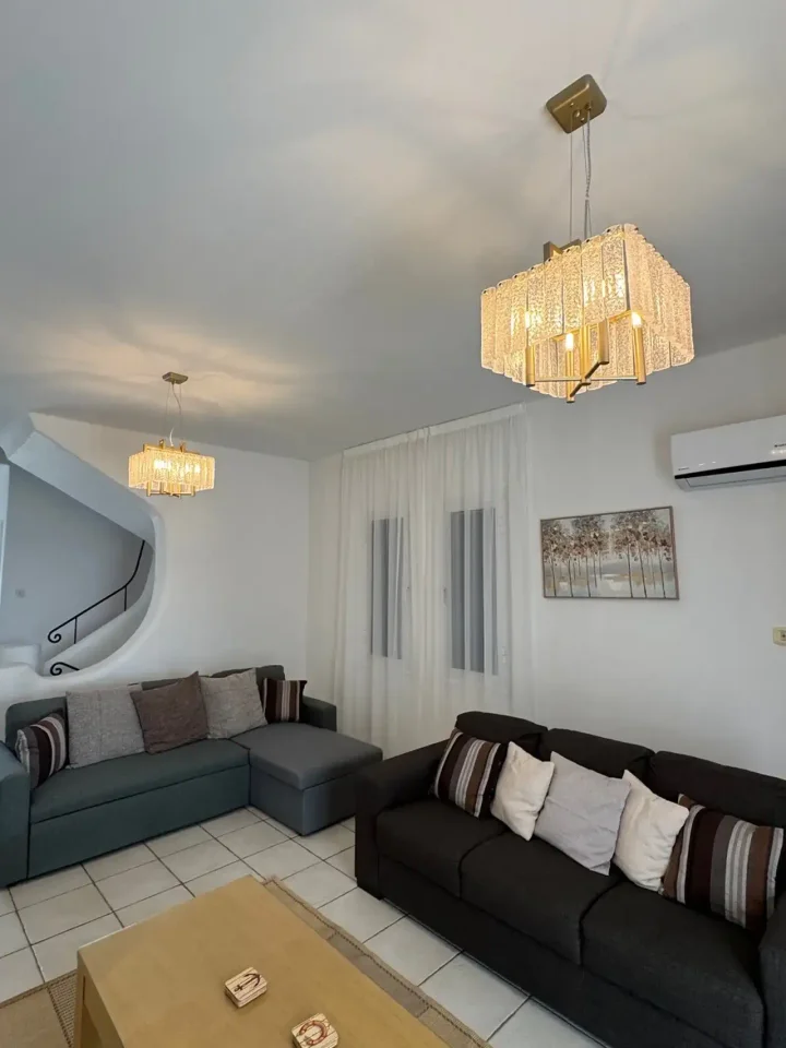 Villa for rent 200 m² in Paphos, Chlorakas