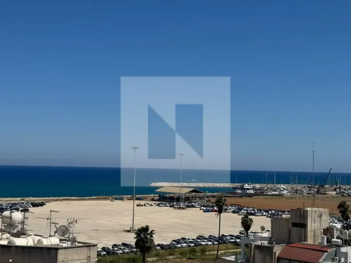 Apartments for rent 100 m² in Larnaca, Larnaka - Harbor
