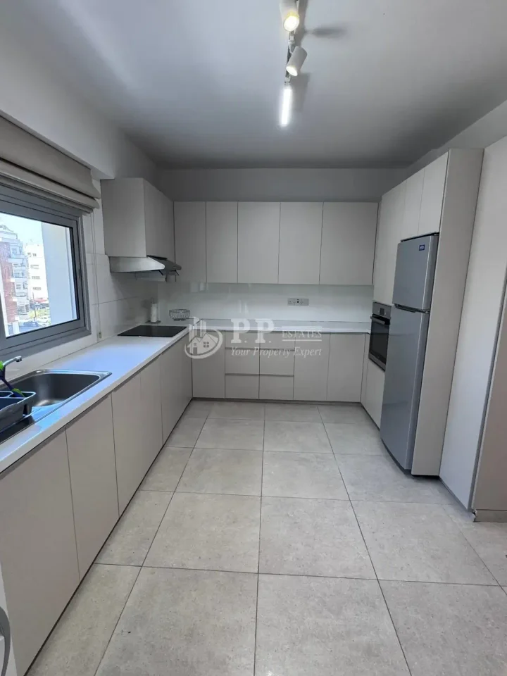 2-bedroom apartments for rent 110 m² in Limassol, Limassol - Neapolis