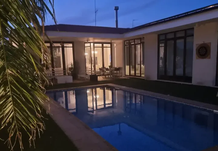 Villa for rent 550 m² in Nicosia, Egkomi - Makedonitissa