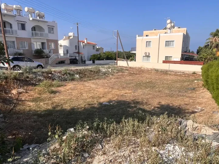 Plot of land for rent 490 m² in Paphos, Empa
