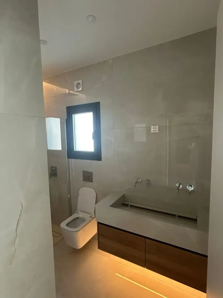 3-bedroom villa for rent 190 m² in Limassol, Agios Tychon