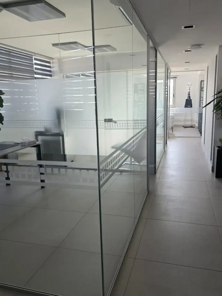 Office 215 m² for rent in Limassol, Limassol - Mesa Geitonia