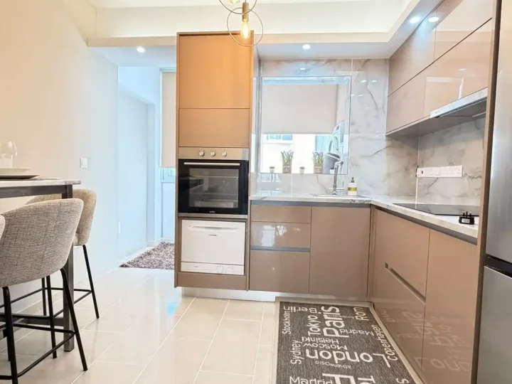 2-bedroom apartments for rent 100 m² in Limassol, Limassol - Neapolis