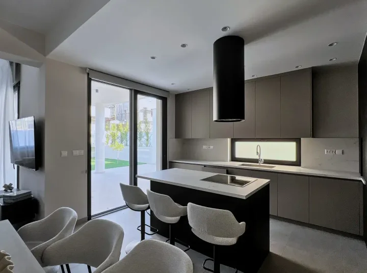 4-bedroom detached house for rent 178 m² in Limassol, Agios Tychon
