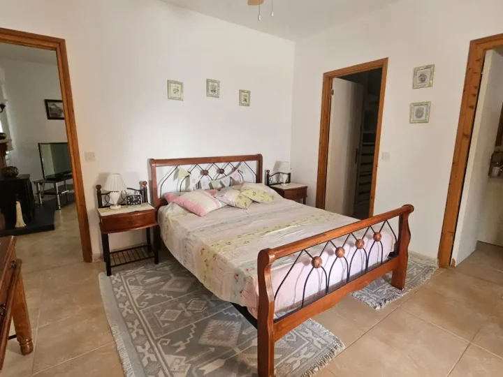 Villa for rent 170 m² in Paphos, Amargeti