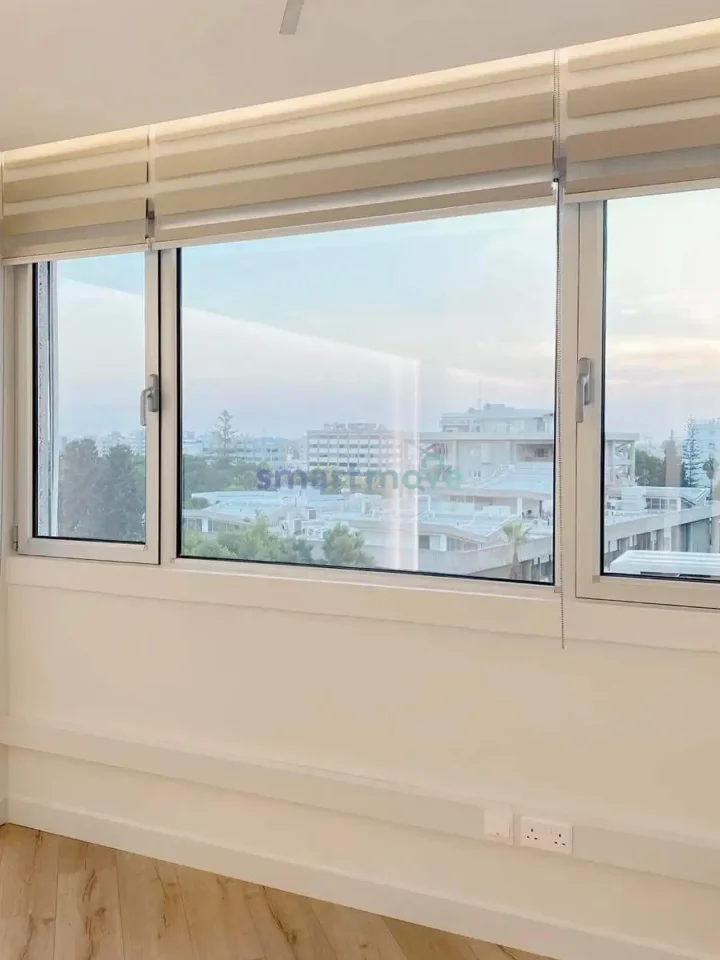 Office 72 m² for rent in Limassol, Limassol - Agia Zoni