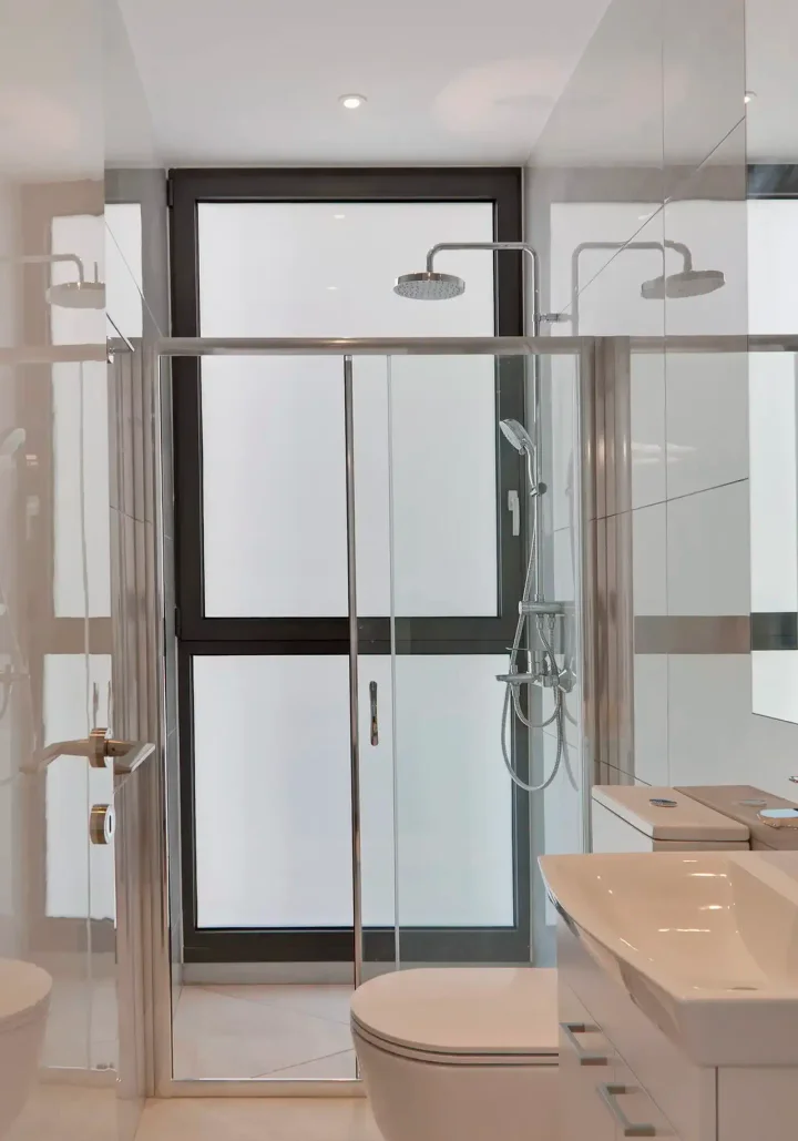 2-bedroom apartments for rent 122 m² in Limassol, Germasogeia Tourist Area