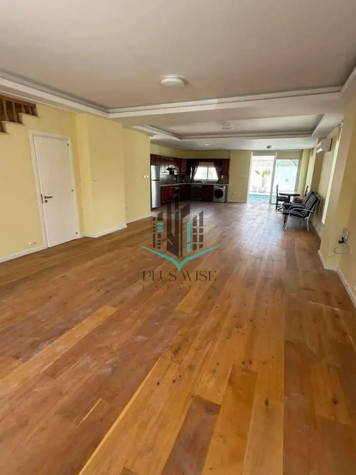 4-bedroom villa for rent 230 m² in Larnaca, Oroklini