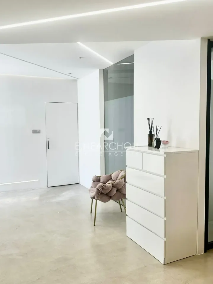 Office 120 m² for rent in Limassol, Germasogeia