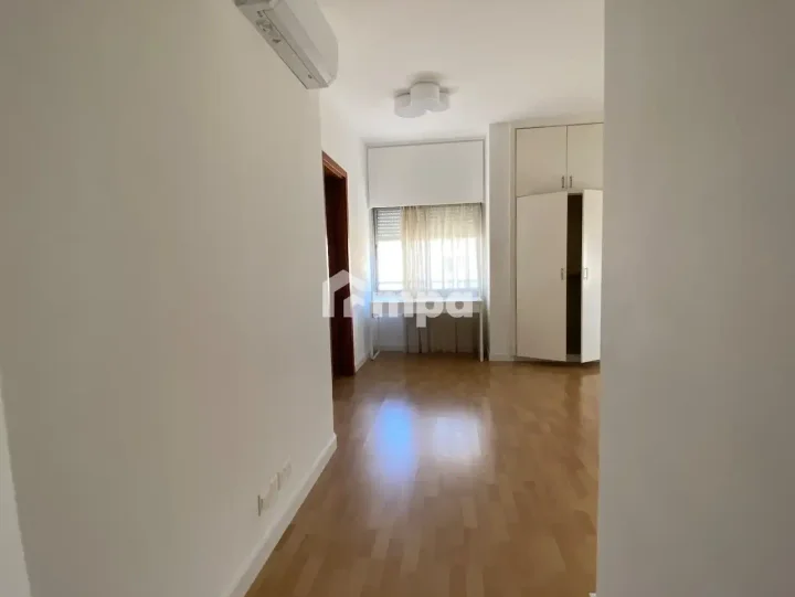 3-bedroom apartments for rent 167 m² in Nicosia, Strovolos - Acropolis