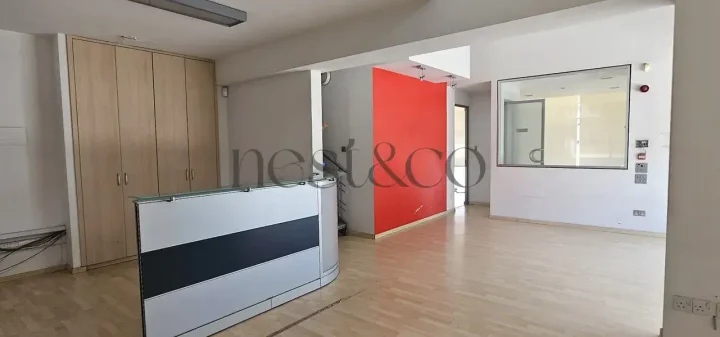 Trading area 275 m² for rent in Limassol, Limassol - Katholiki