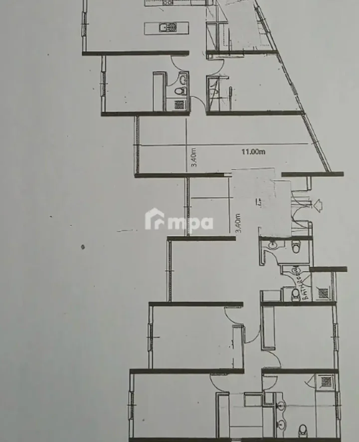 Office 250 m² for rent in Nicosia, Agioi Omologites