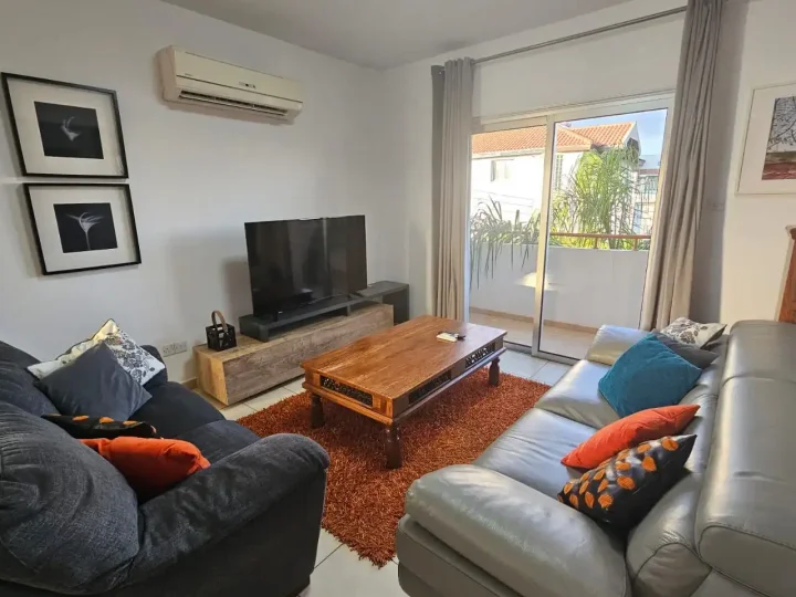 Apartments for rent 90 m² in Limassol, Limassol - Petrou Kai Pavlou