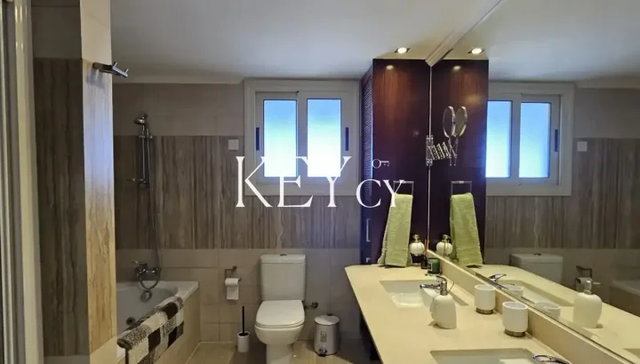 Detached house for rent 355 m² in Paphos, Pegeia