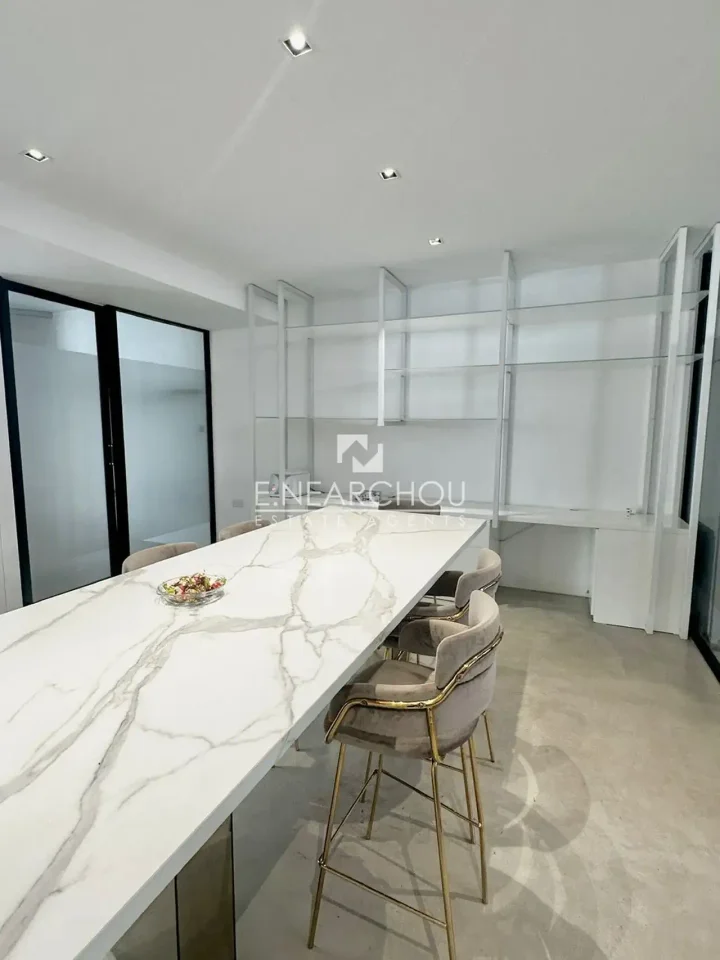 Office 120 m² for rent in Limassol, Germasogeia
