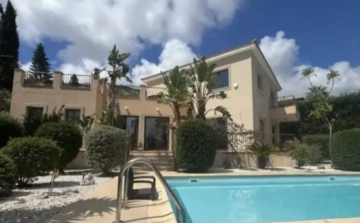 Βίλα προς ενοικίαση 210 μ² στην τοποθεσία Paphos, Pegeia