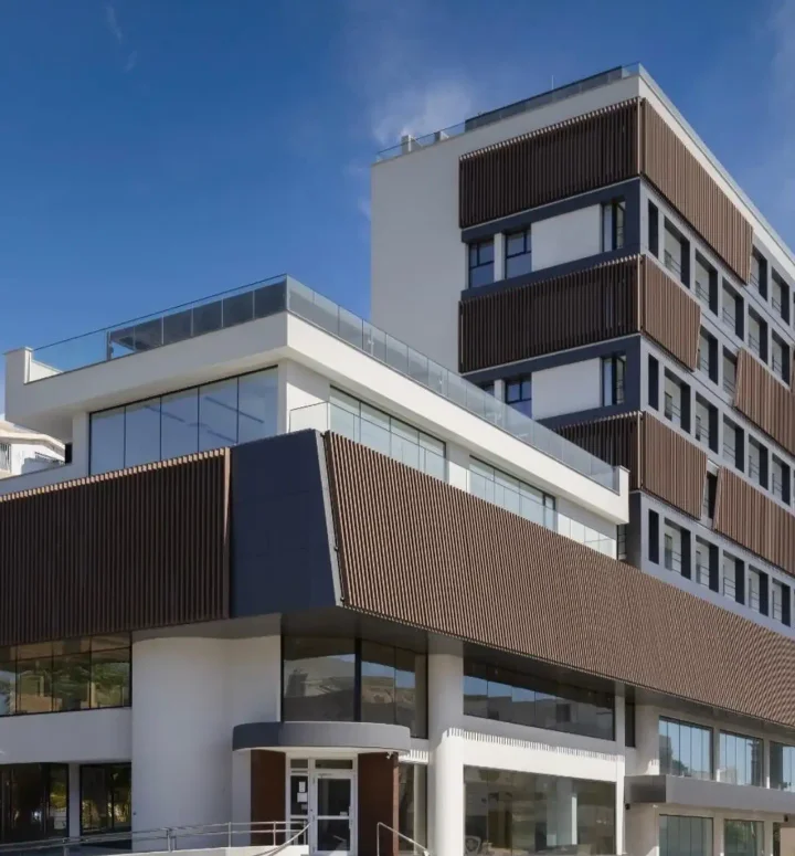 Office 825 m² for rent in Limassol, Limassol - Agios Nicolaos