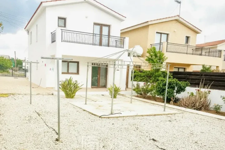 3-bedroom detached house for rent 150 m² in Paphos, Paphos - Anavargos