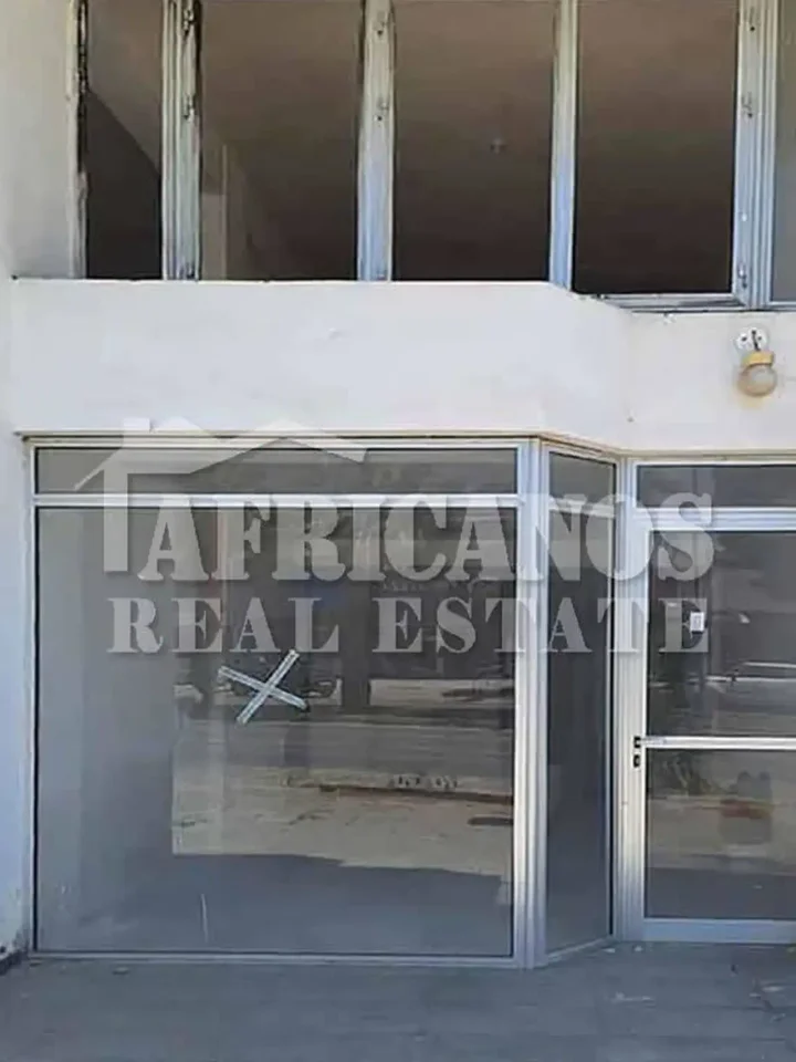 Office 80 m² for rent in Larnaca, Larnaka - Skala