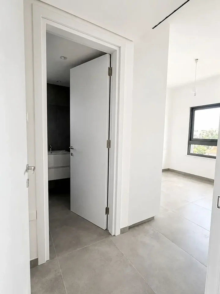 Apartments for rent 93 m² in Limassol, Limassol - Tsirion