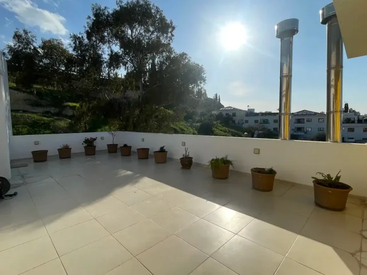 2-bedroom apartments for rent 120 m² in Nicosia, Aglantzia