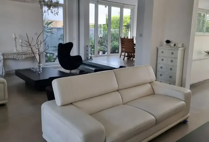 Villa for rent 550 m² in Nicosia, Egkomi - Makedonitissa
